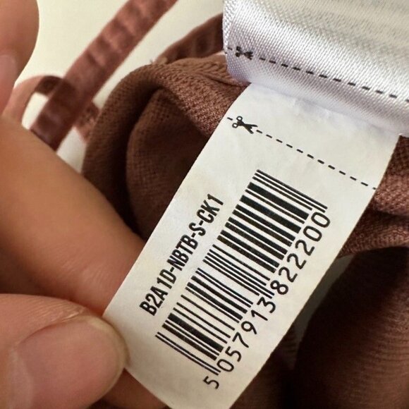 Gymshark Women's Bundle Sports Bra Biker Short Leggings Size XS, Small - Picture 14 of 15